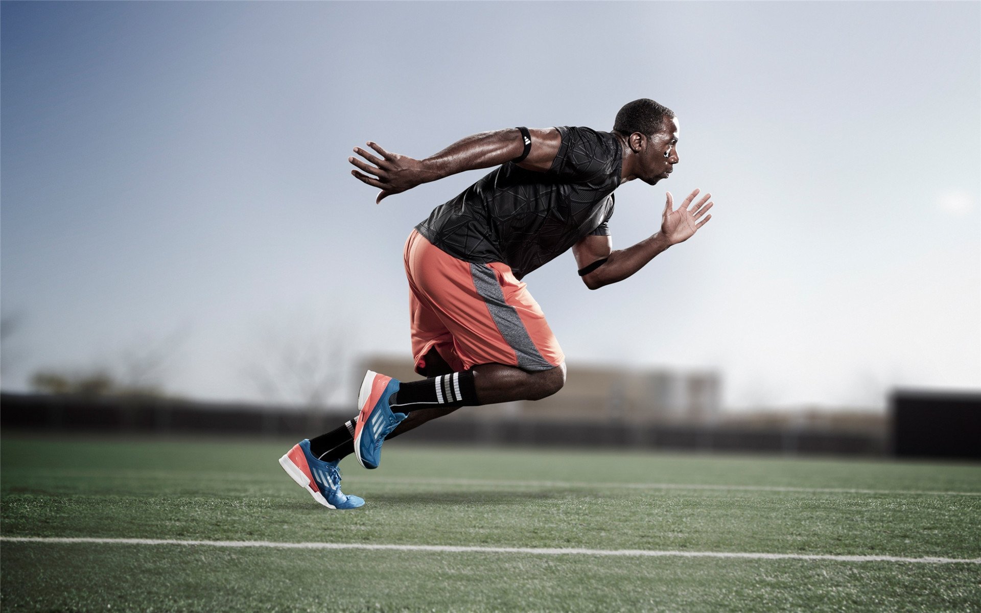 日本队在亚洲杯表现优异，誓夺冠军